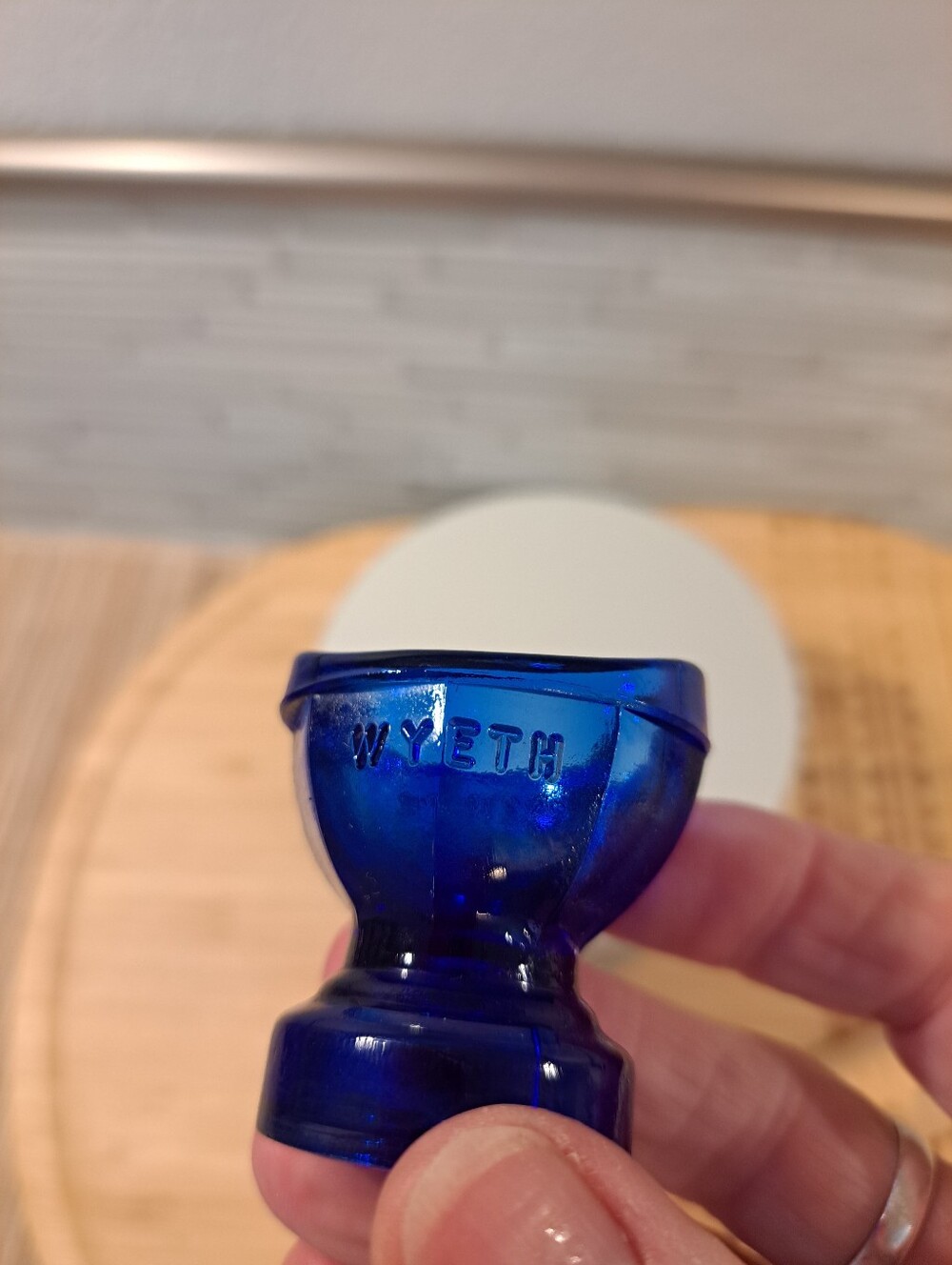 Vtg Cobalt Blue WYETH Eye Wash Cup, Apothecary Glass - Picture 3 of 5